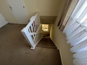 Treppe zum DG