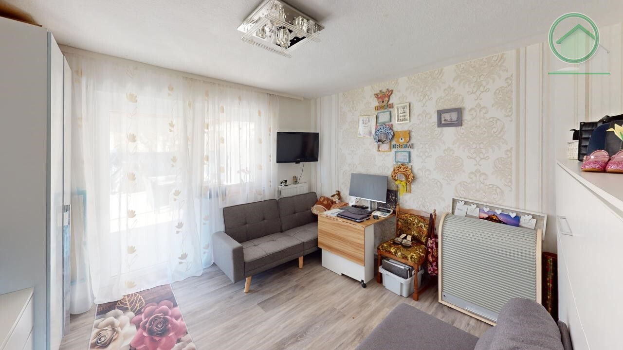 Zweifamilienhaus-in-Cuxhaven-Office 1