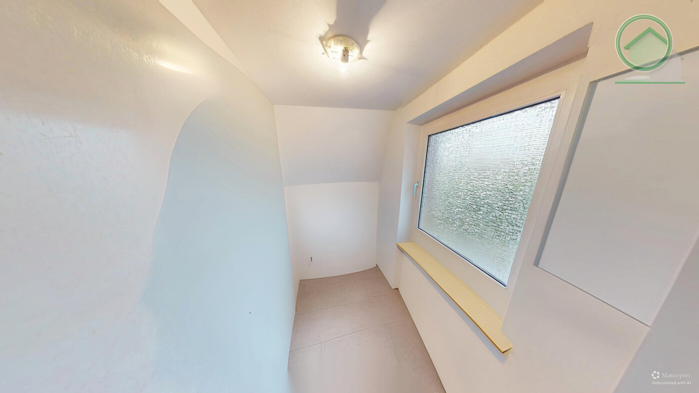 09252025_120737_defurnished