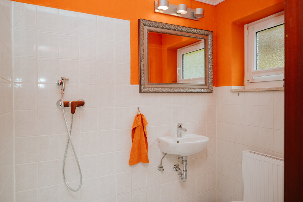 Badezimmer I Untergeschoss