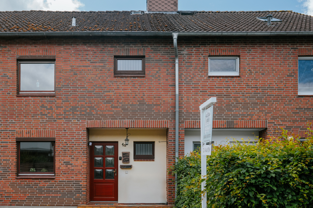 Hausansicht Straße II