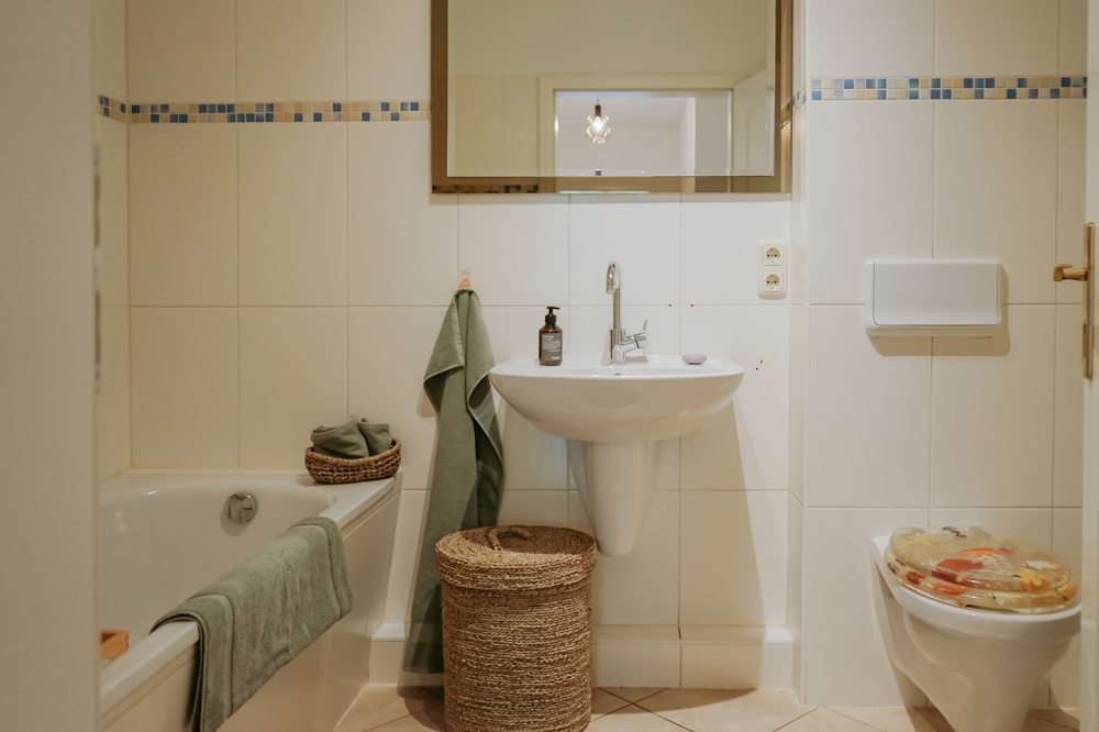 Badezimmer mit Badewanne