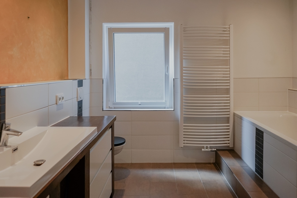 Badezimmer Ansicht I