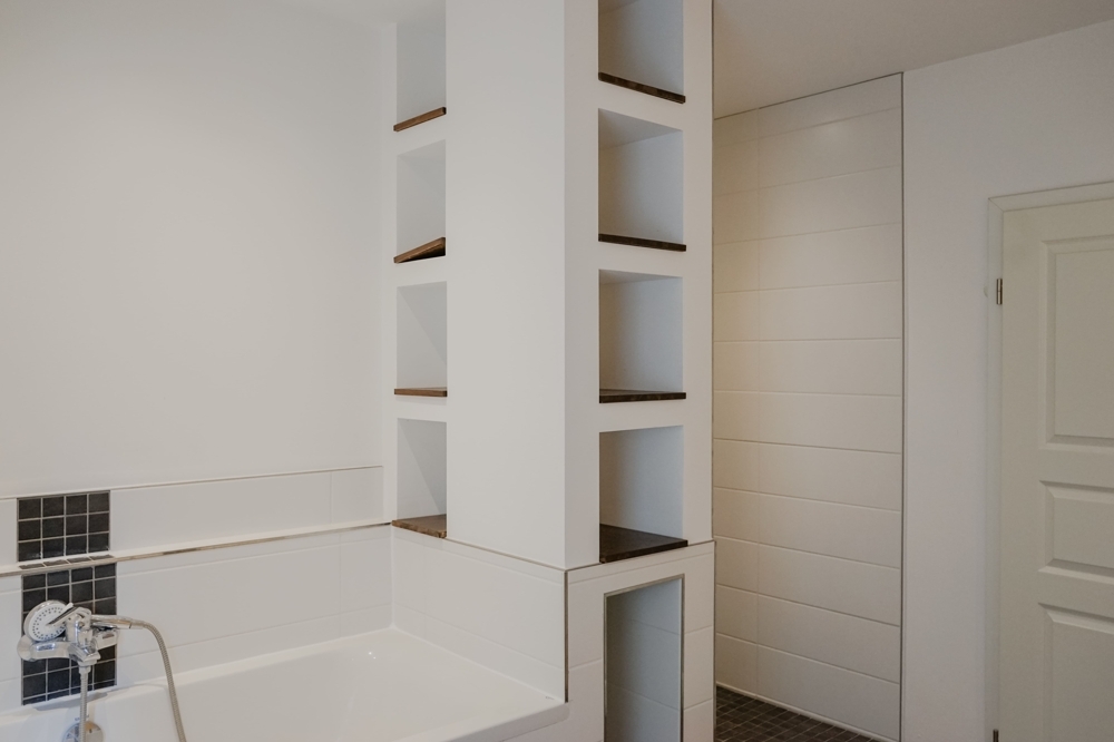 Badezimmer Ansicht II