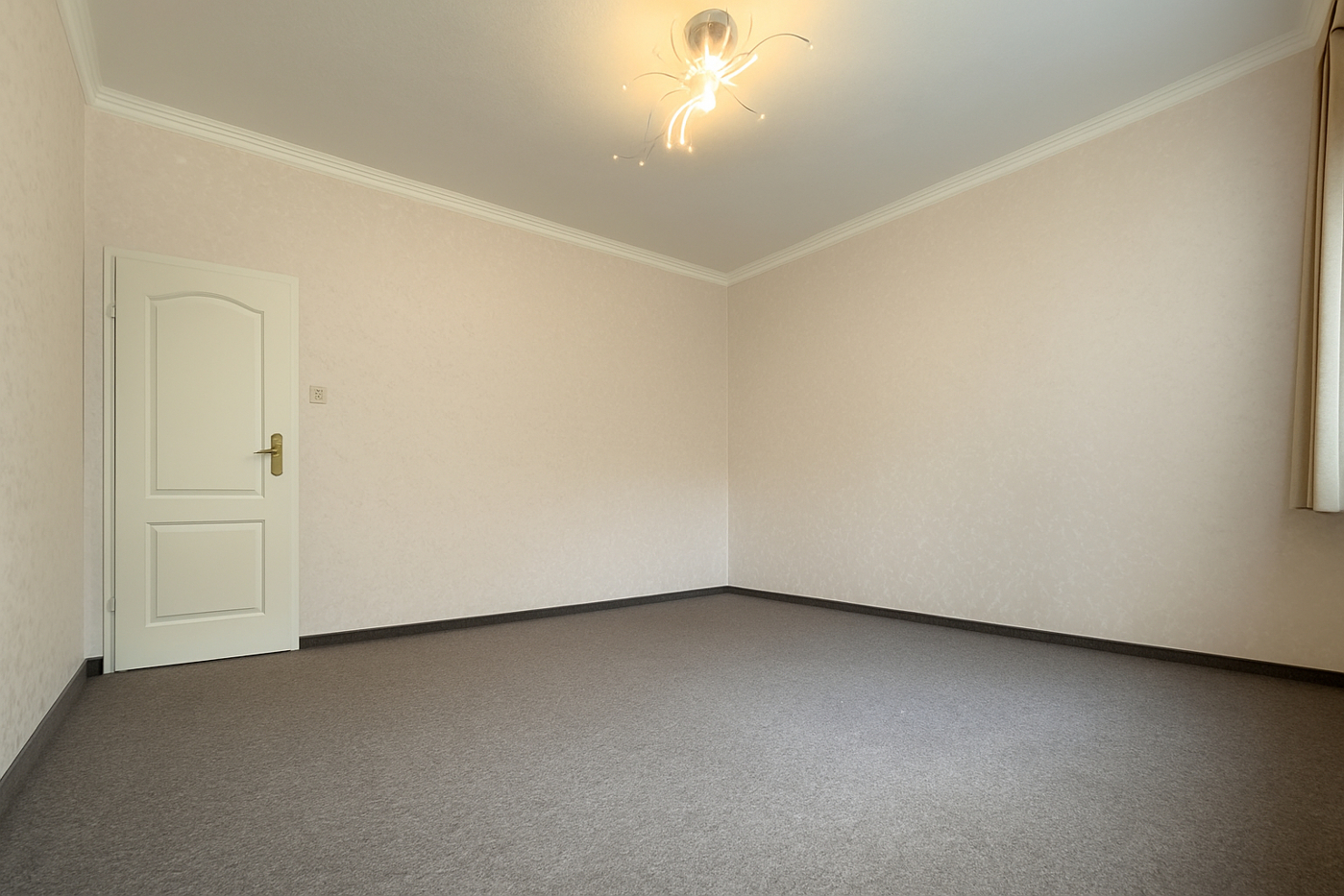 Schlafzimmer EG