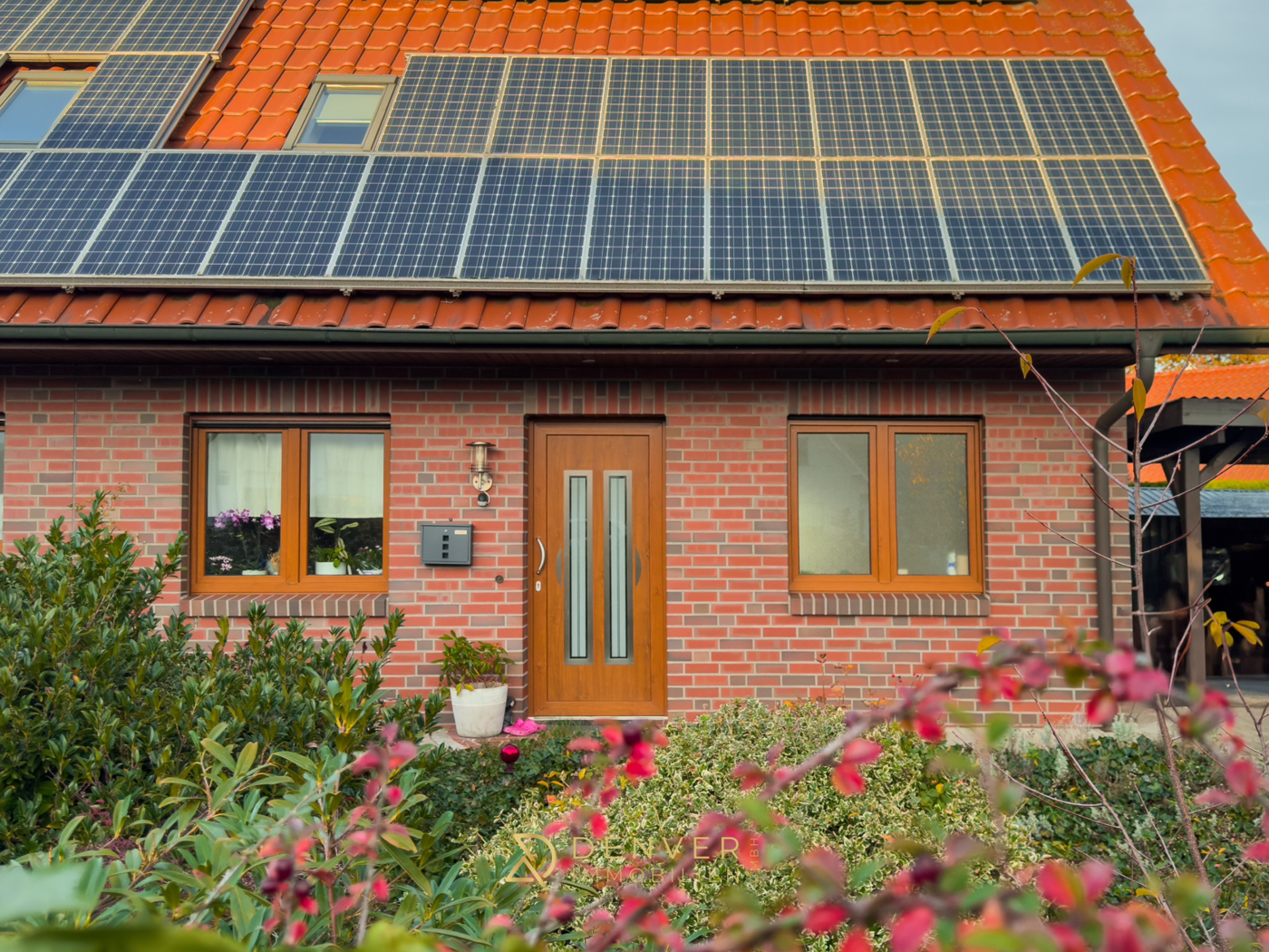 Einliegerwohnung mit Carport