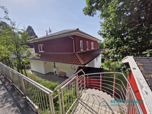 Hauseingangsweg von der Straße