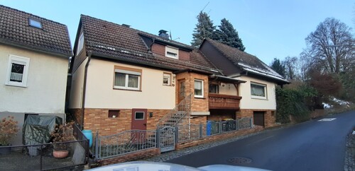 Hausansicht von der Straße