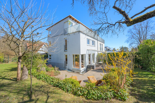 Gartenblick auf das Haus