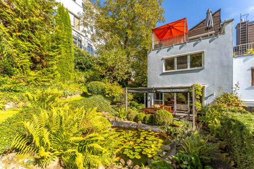 Rückseite mit Garten