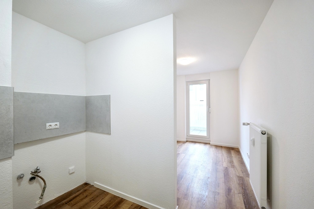 Küche u. Wohnzimmer