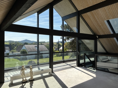 Blick 2.tes Wohnzimmer DG