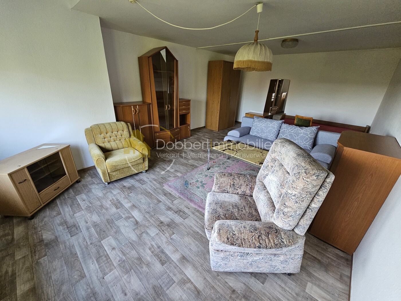 Wohnzimmer-/Schlafzimmer