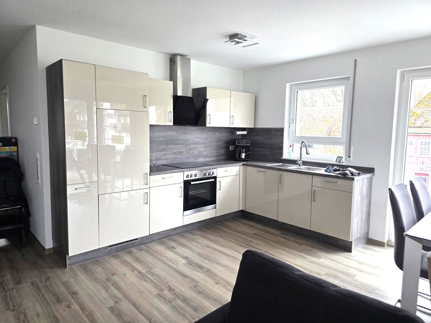 wertige Einbauküche