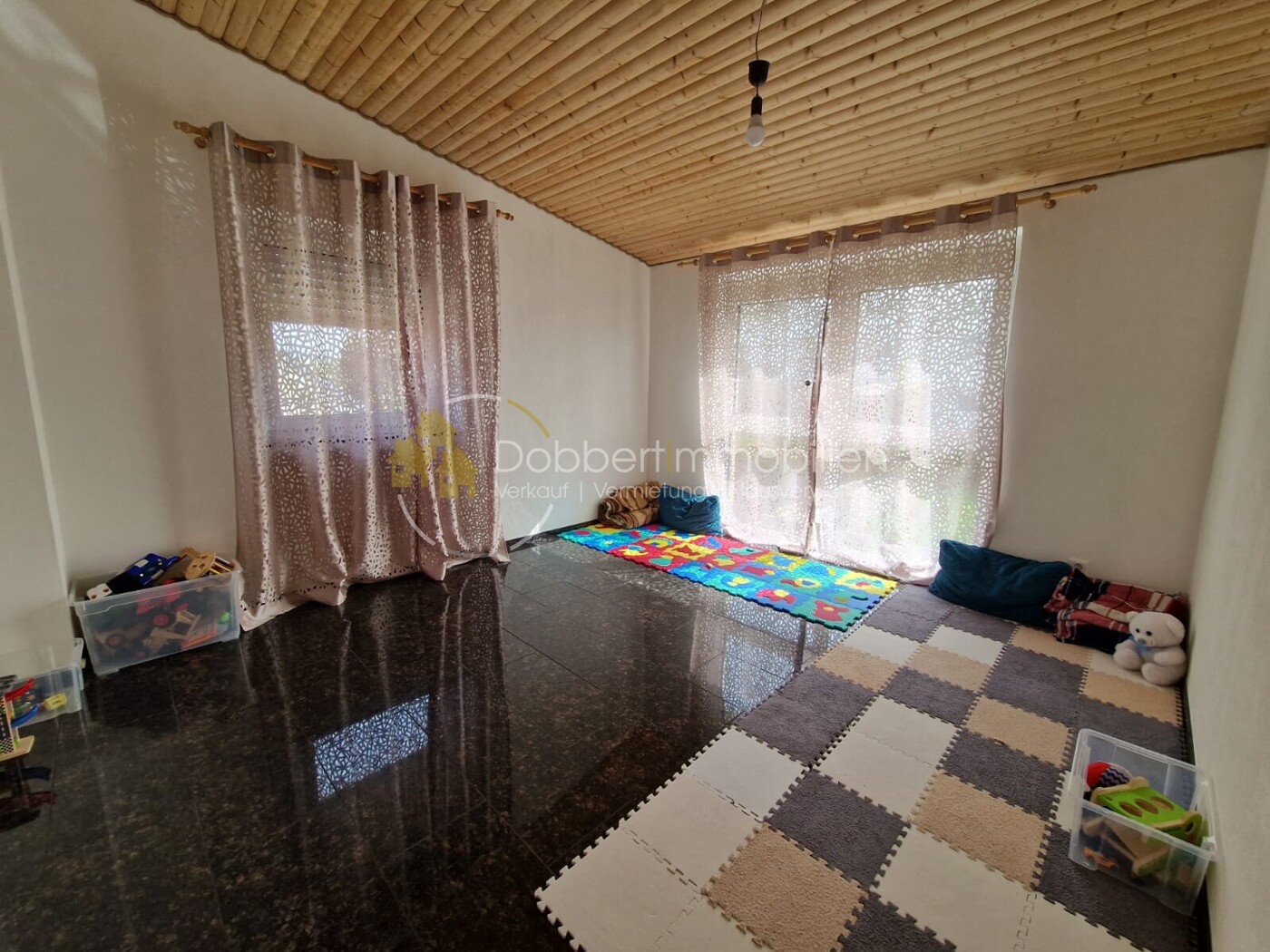Spielzimmer DG