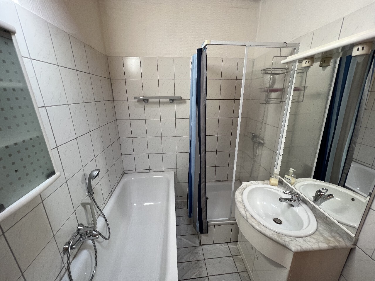 Badezimmer im Anbau
