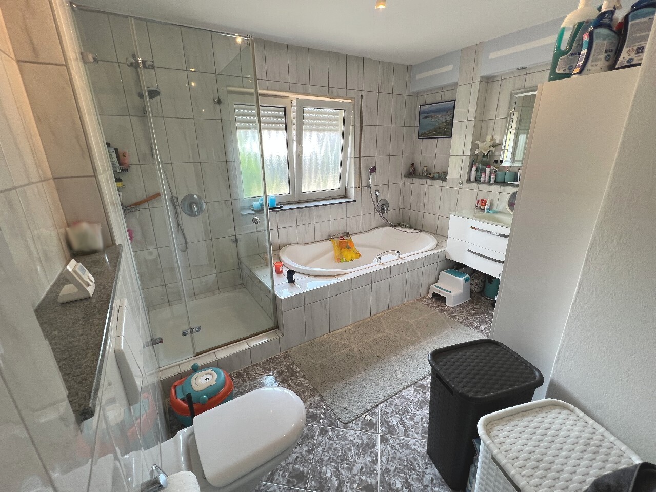 Hauptbadezimmer
