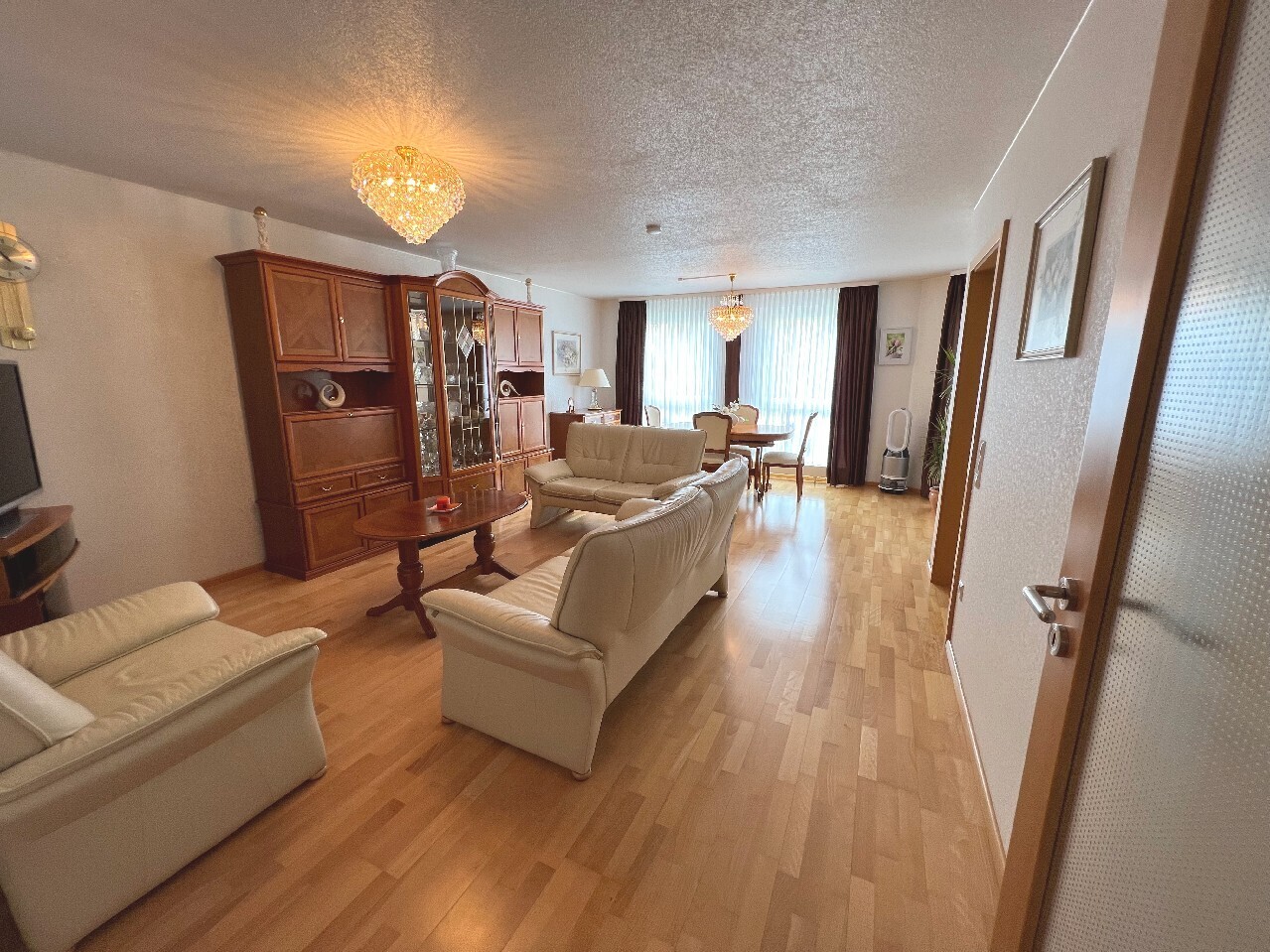 Wohn- und Essbereich