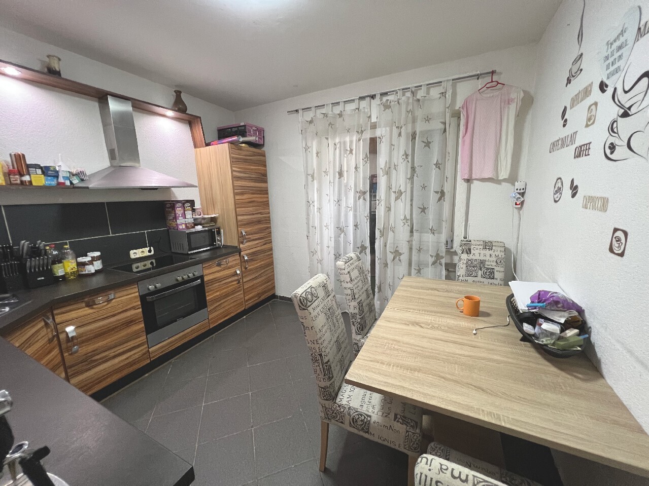 Wohnung EG links