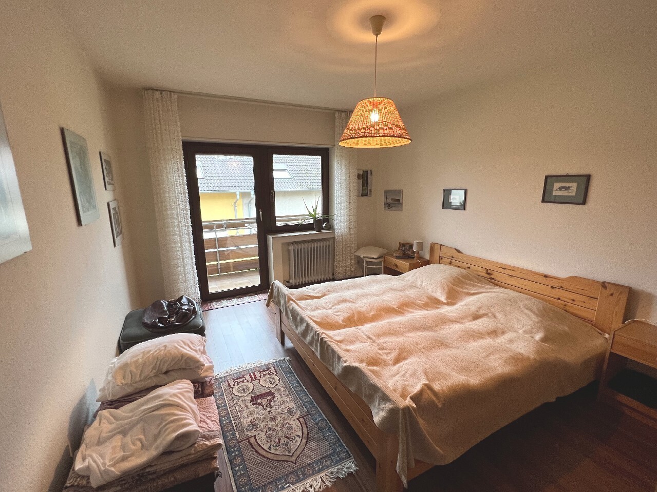 Schlafzimmer 1