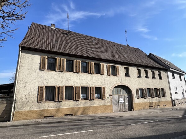 Straßenansicht