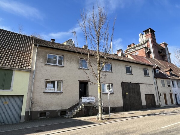Straßenansicht