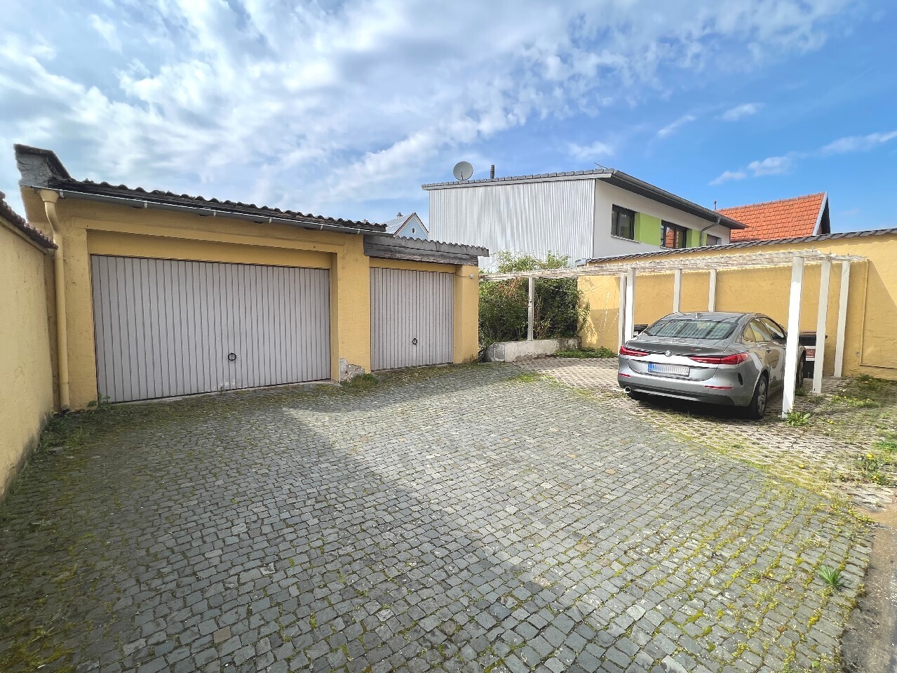 Garagen und Carport