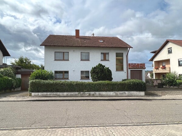 Straßenansicht