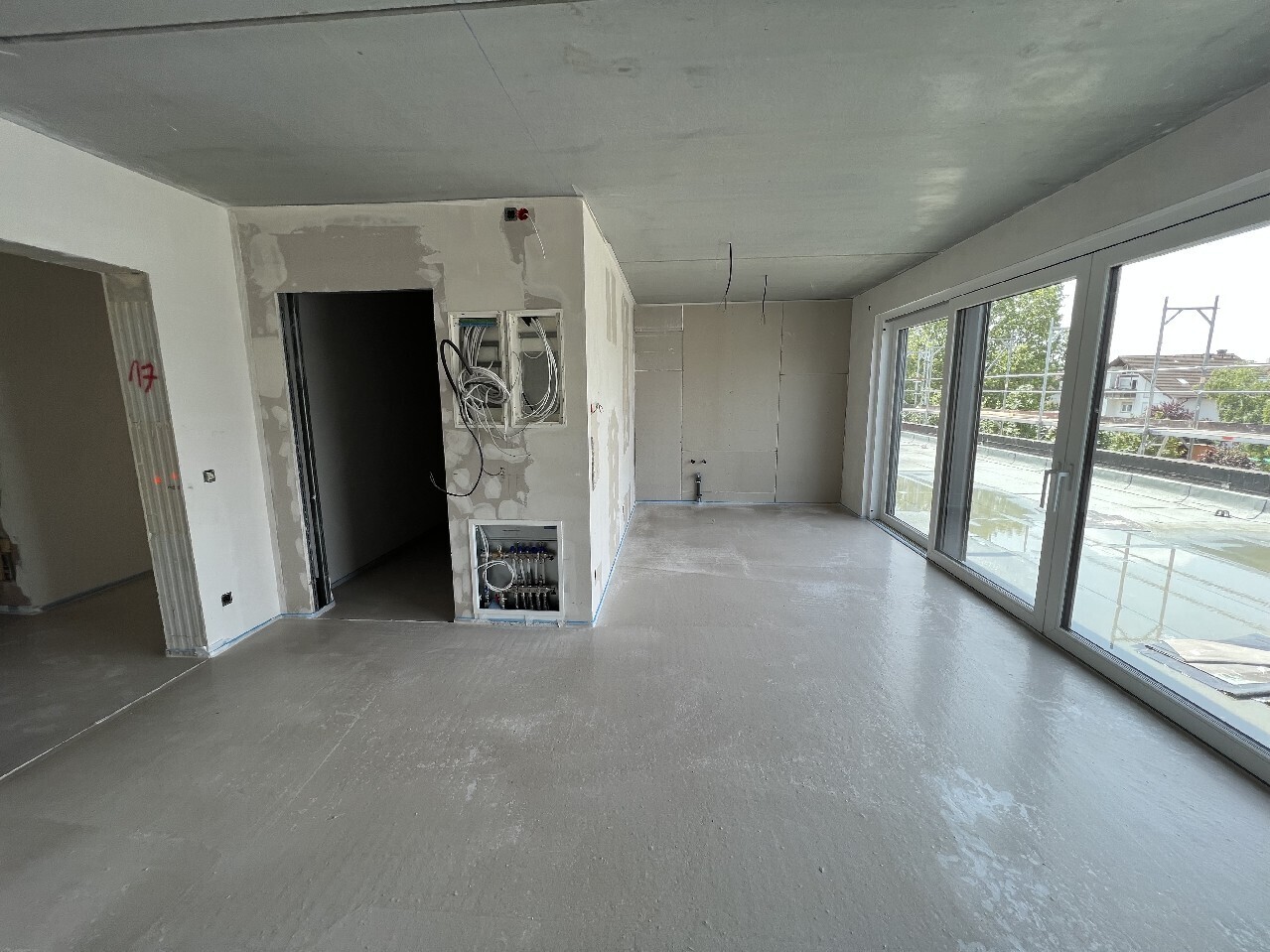 Blick zur Küche und Bad