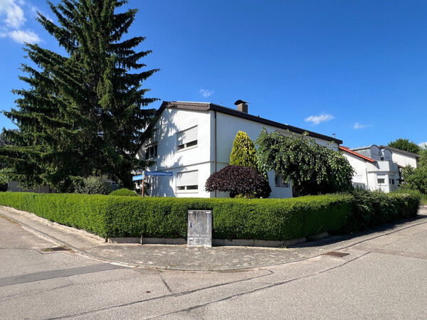 Straßenansicht