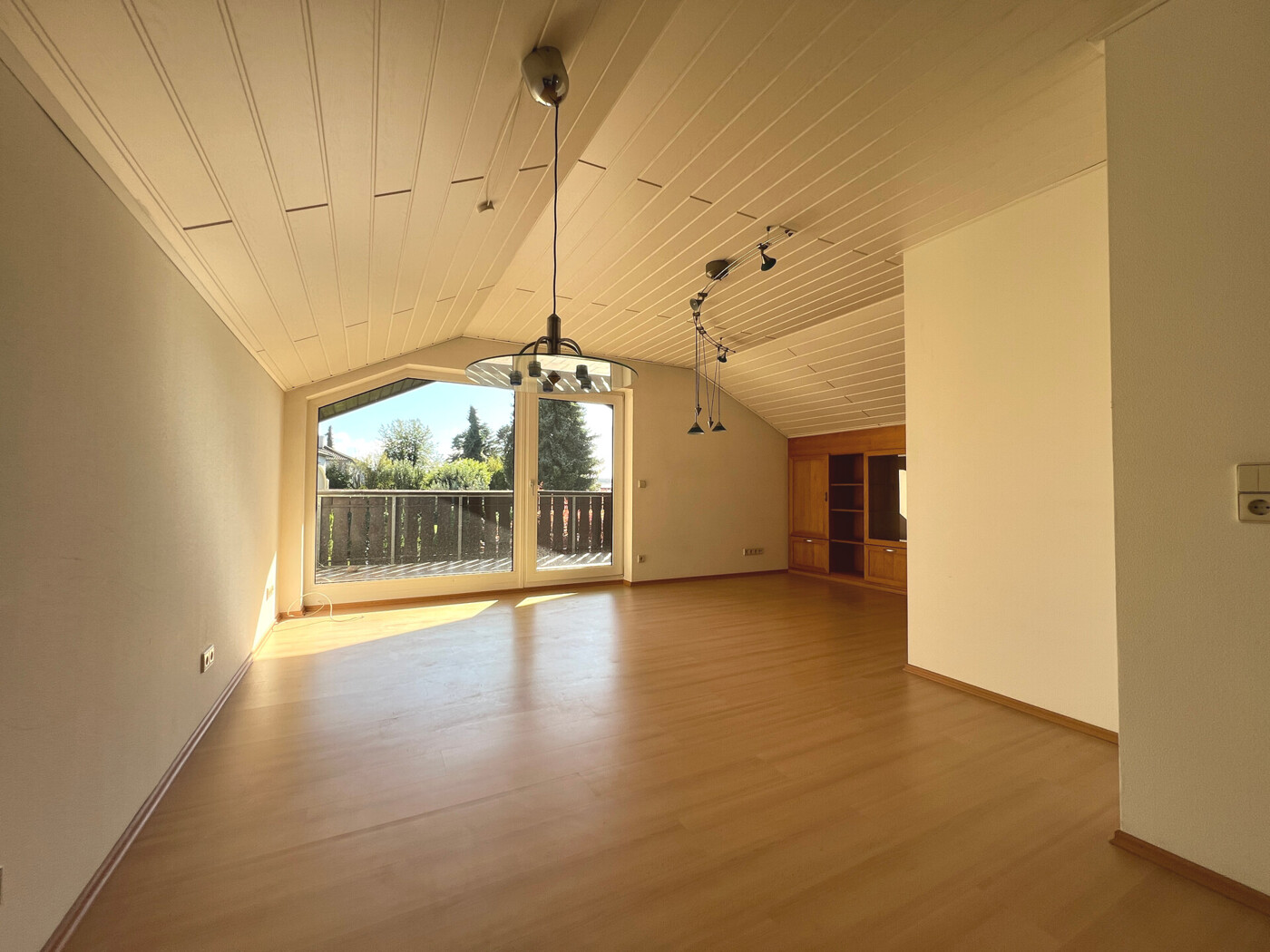 Wohn-Essbereich - Whg. im DG