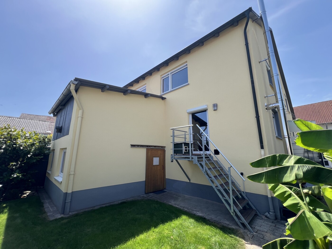 Gartenansicht und Anbau