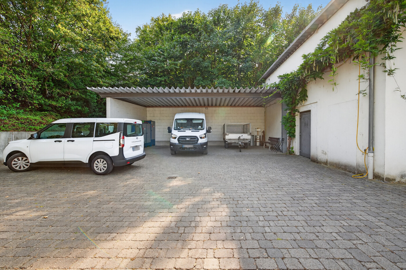 Carport