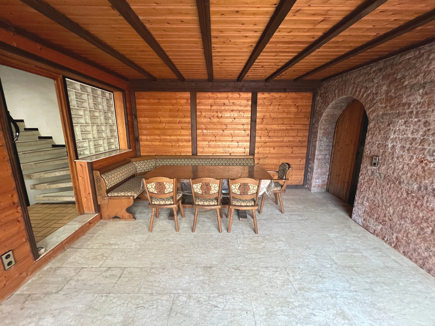 Vorraum zum Treppenhaus