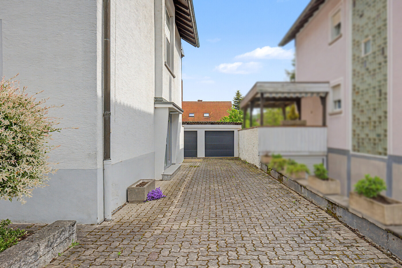 Hofeinfahrt 