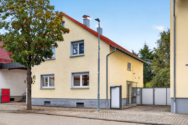 Straßenansicht