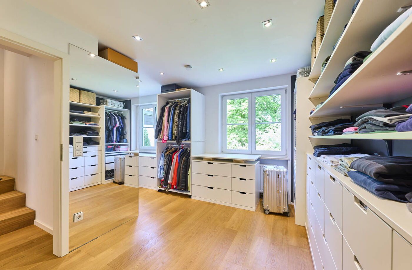 Kinderzimmer/ Ankleide