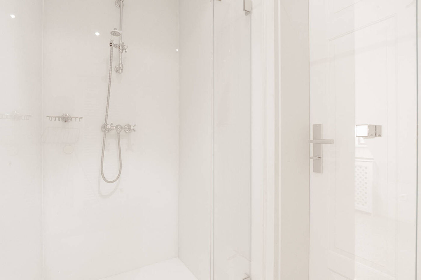 En-Suite Bad - Atelier