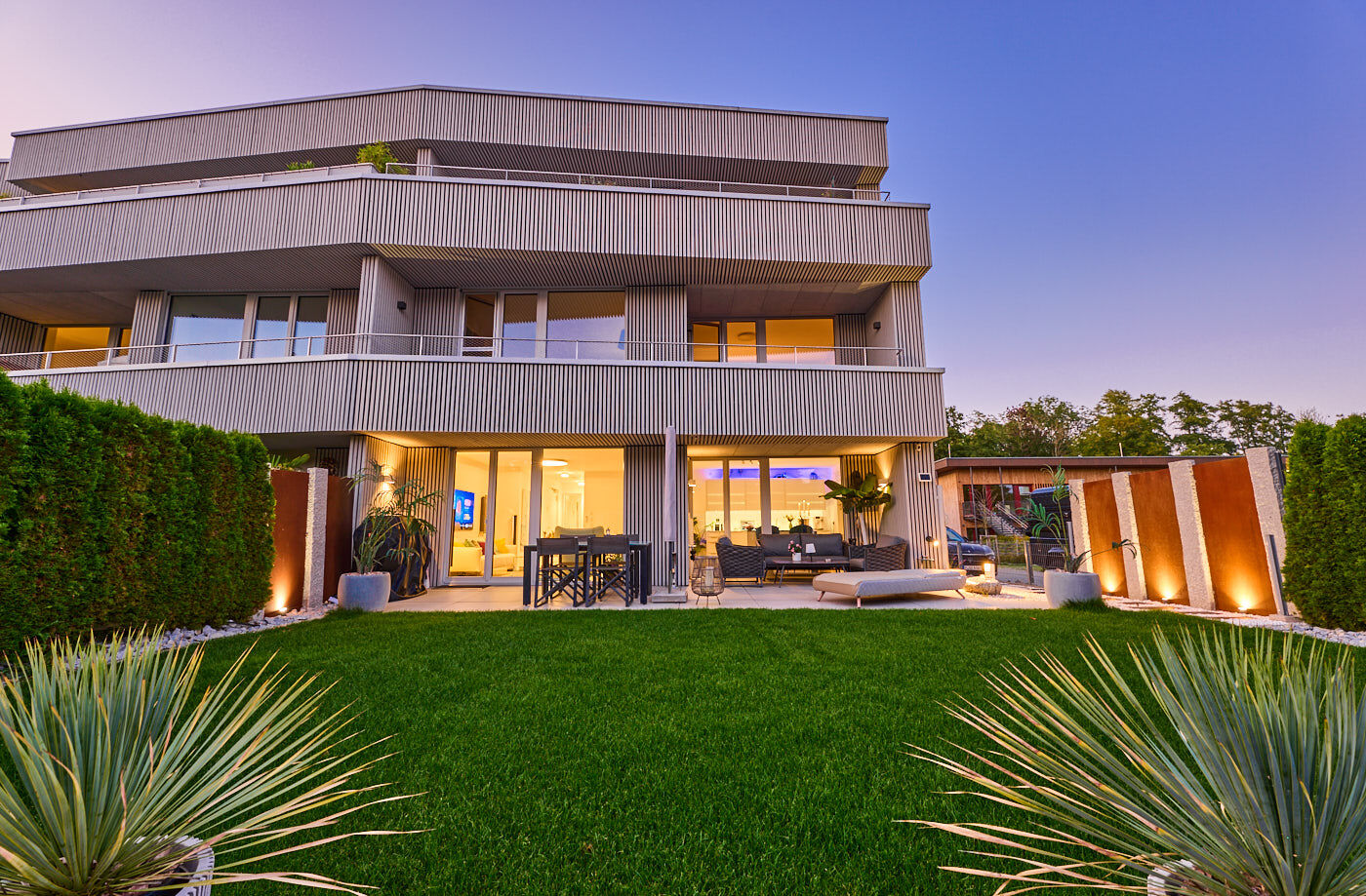 Das Anwesen am Abend