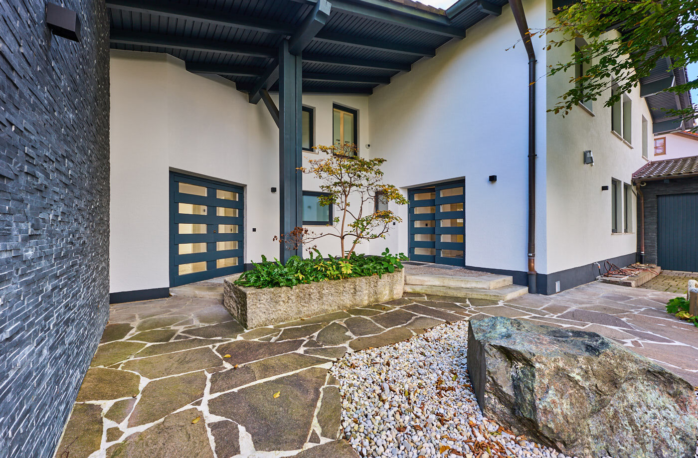 Vorderseite des Hauses