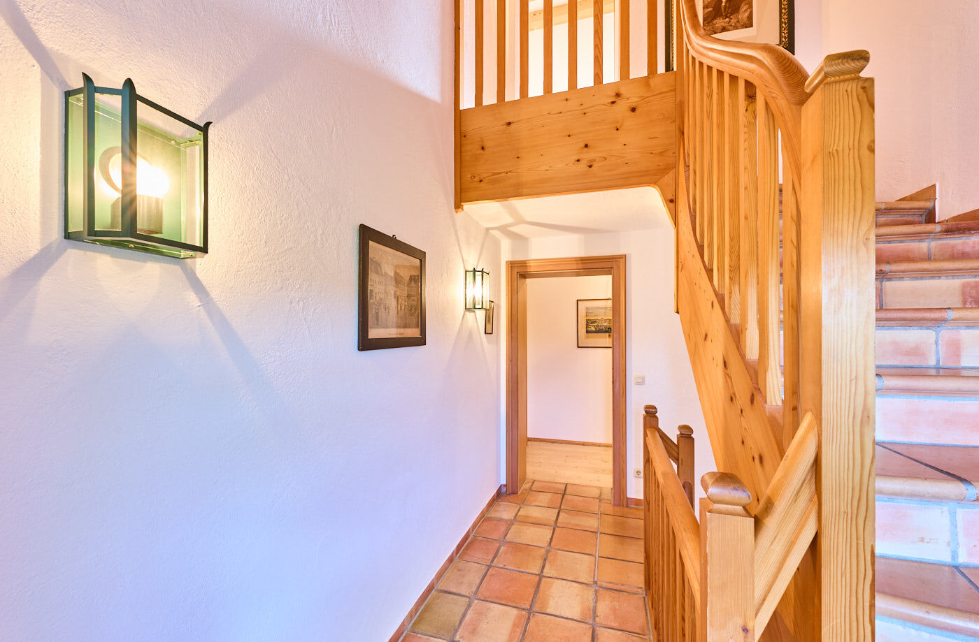 Wohnung West Treppenhaus