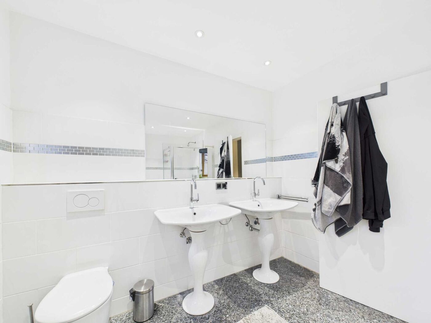 Badezimmer EG
