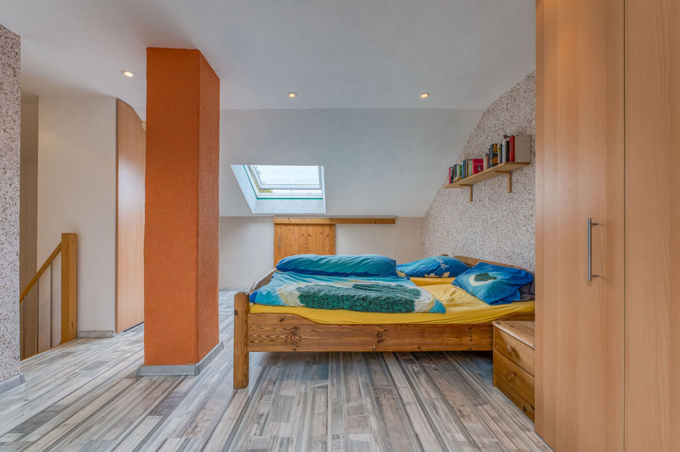 Schlafzimmer DG