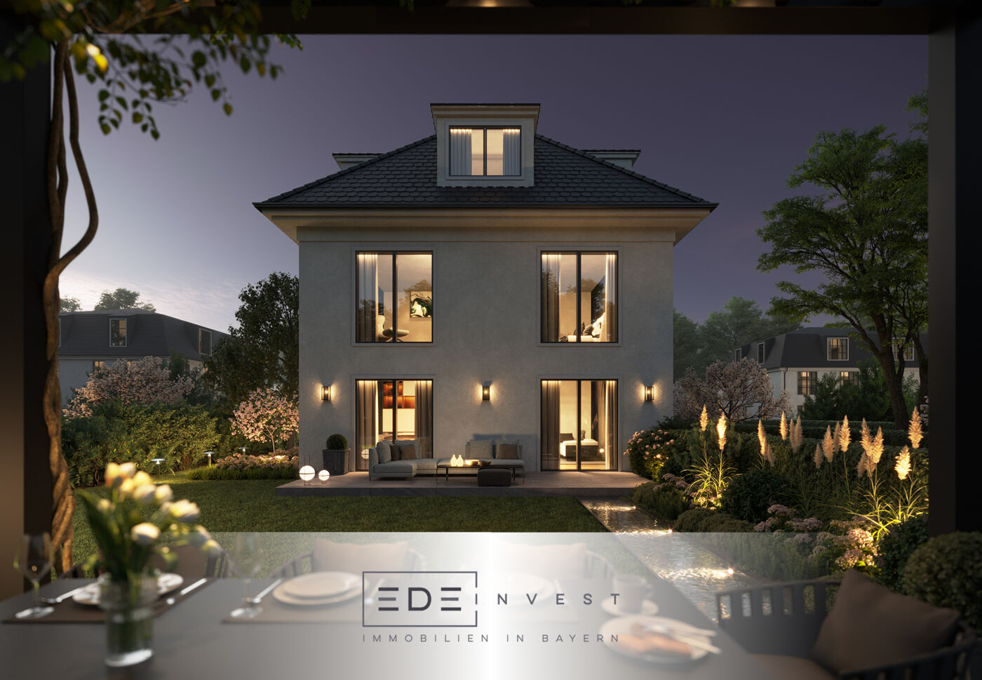 Gartenansicht bei Nacht