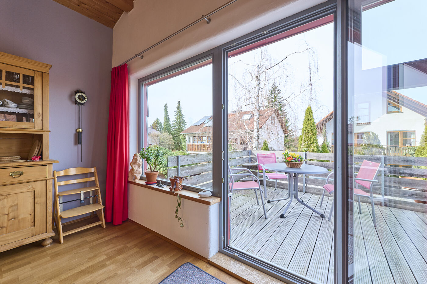 Blick auf Terrasse im Obergeschoss