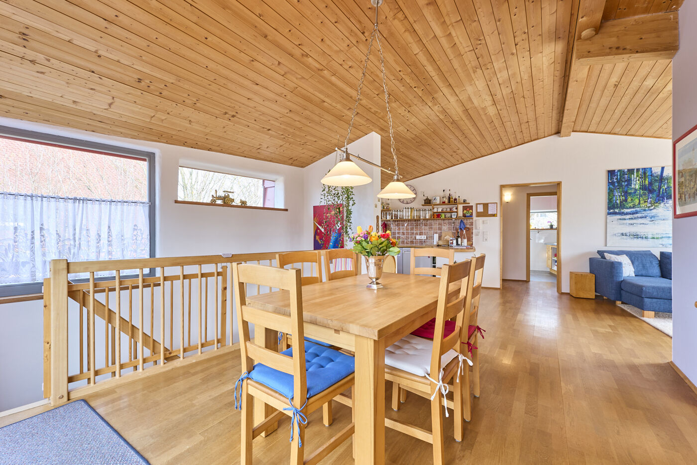 Essen & Wohnen im Obergeschoss