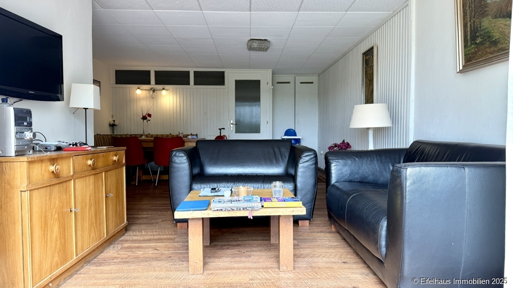2. Wohnzimmer, Ansicht vomWintergarten