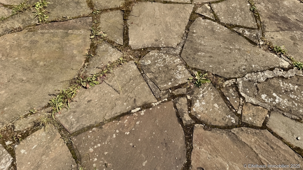 Bruchsteinplatten