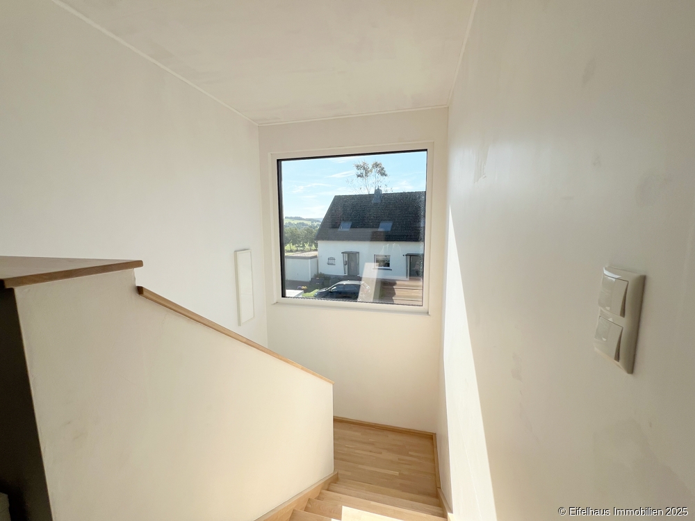  Treppenhaus mit Panoramafenster 