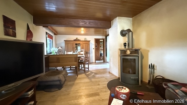 Wohnzimmer mit Kaminofen